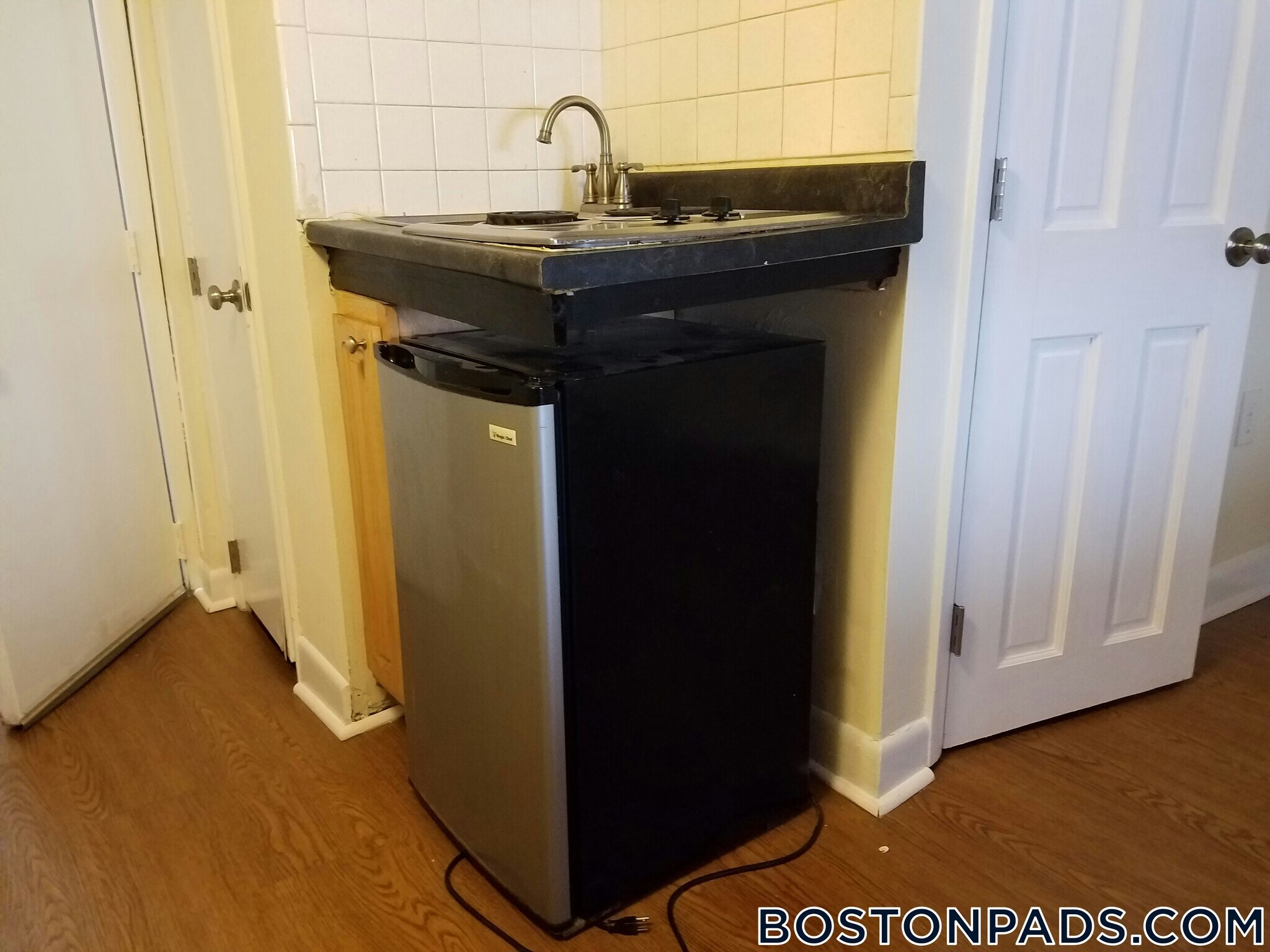 Building Photo - 49 S Huntington Ave