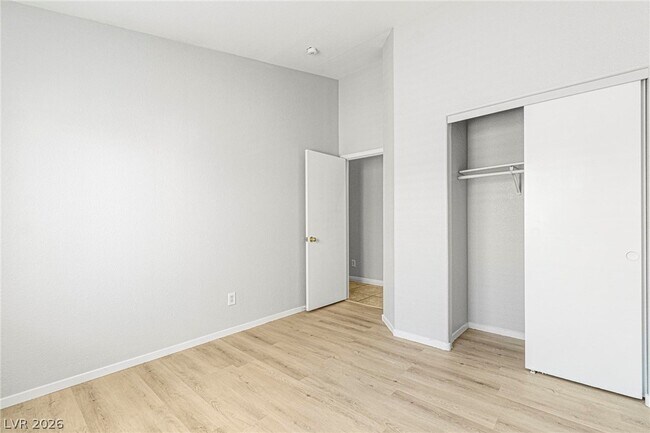 Building Photo - 3731 Shadow Tree St
