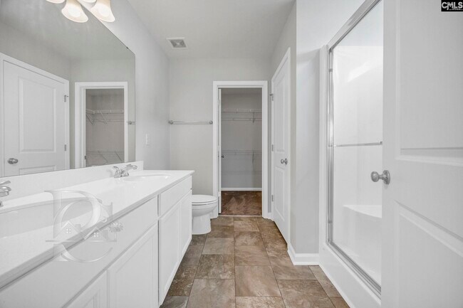 Building Photo - 2058 Mapleton Dr