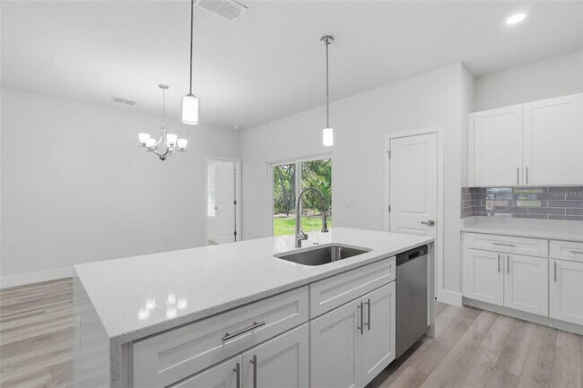 Building Photo - 16475 SE 89th Terrace