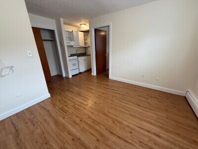 Building Photo - 168 North Beacon St