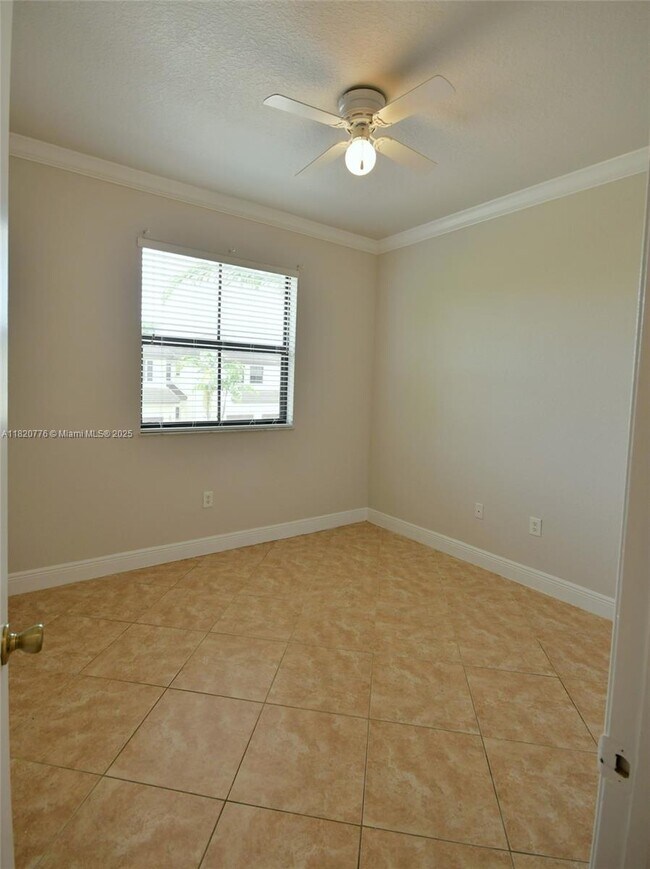 Building Photo - 8940 SW 228th Ln