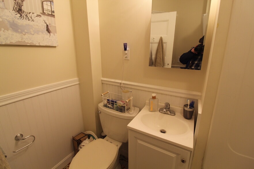 Building Photo - 2016 Massachusetts Ave