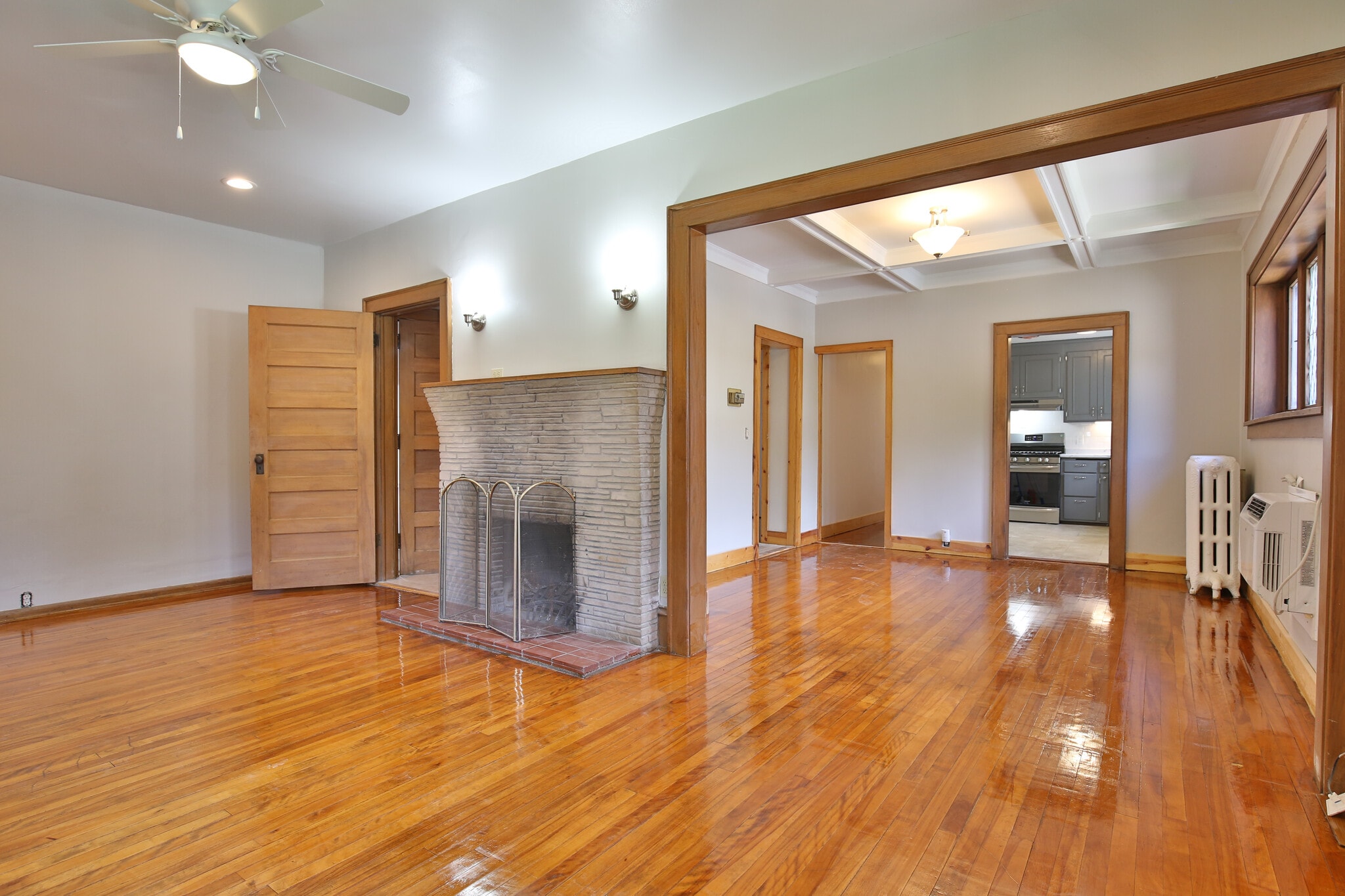 Living Room - 3500 Garfield Ave