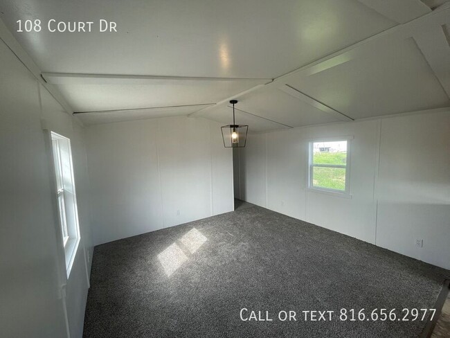 Building Photo - 108 Court Dr