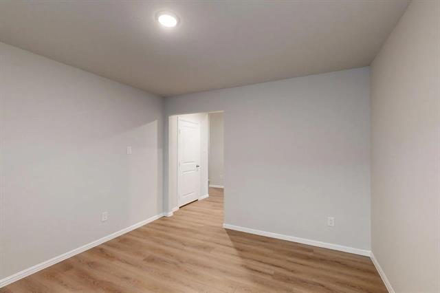 Building Photo - 409 Forsyth Dr