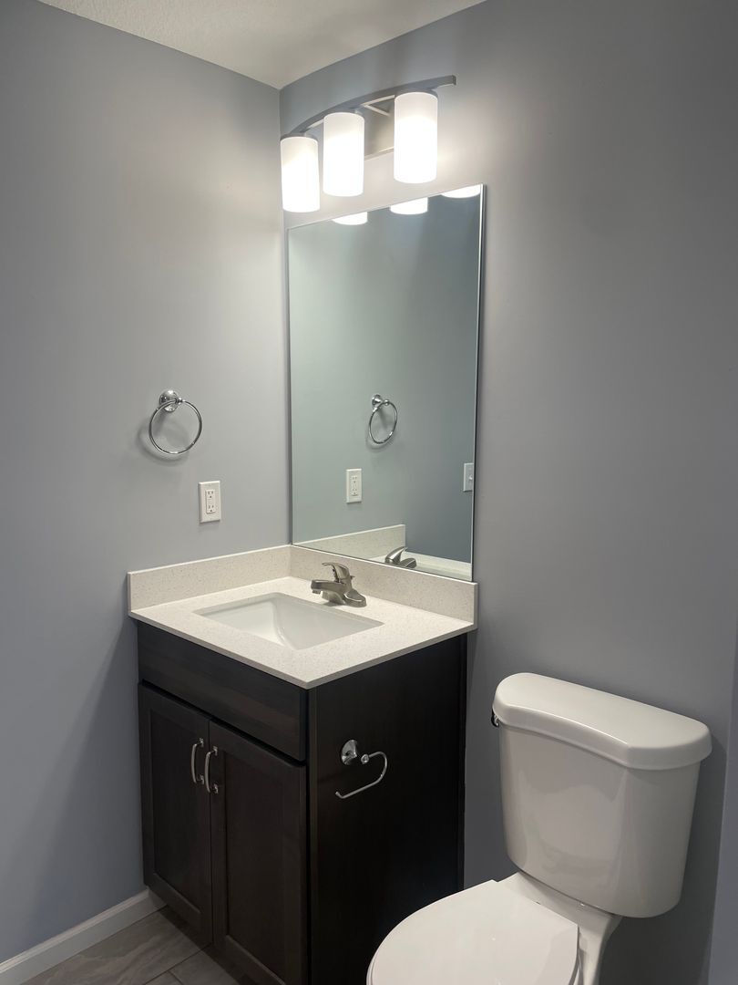 Building Photo - 15801-15813 Riley Street