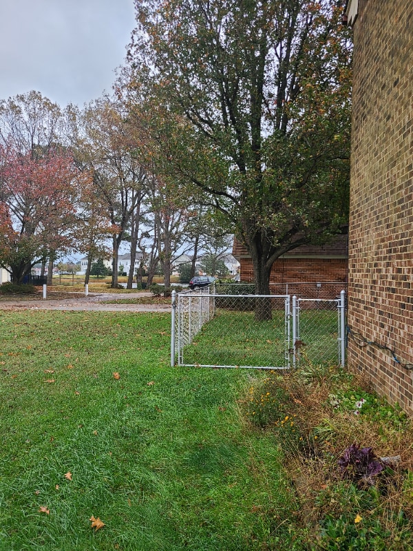 Building Photo - 8116 Tidal Rd