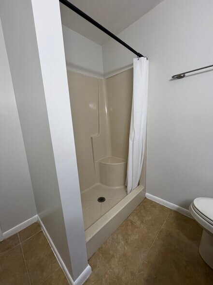 Building Photo - 4146 Plantation Cove Dr