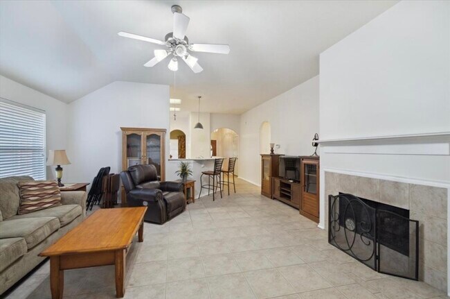 Building Photo - 6715 Rockwall Trail Dr