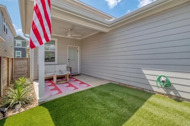 Building Photo - 5313 Mulberry Grove Ln