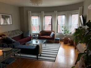 Building Photo - 857 Beacon St
