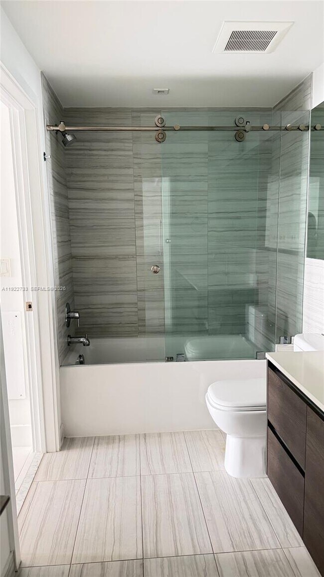 Building Photo - 301 Altara Ave