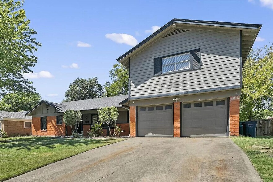 Building Photo - 5720 Wharton Dr