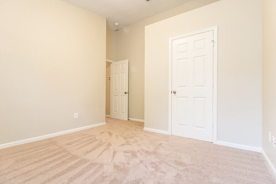 Building Photo - 1252 Twin Rivers Blvd