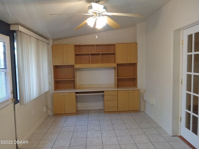 Building Photo - 1 Fair Oaks Cir