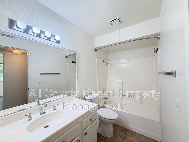 Building Photo - 74800 Sheryl Ave