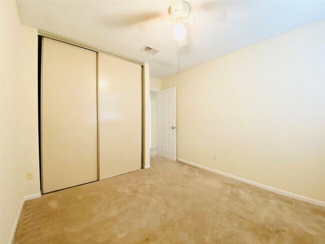 Building Photo - 21426 Park Bishop Dr