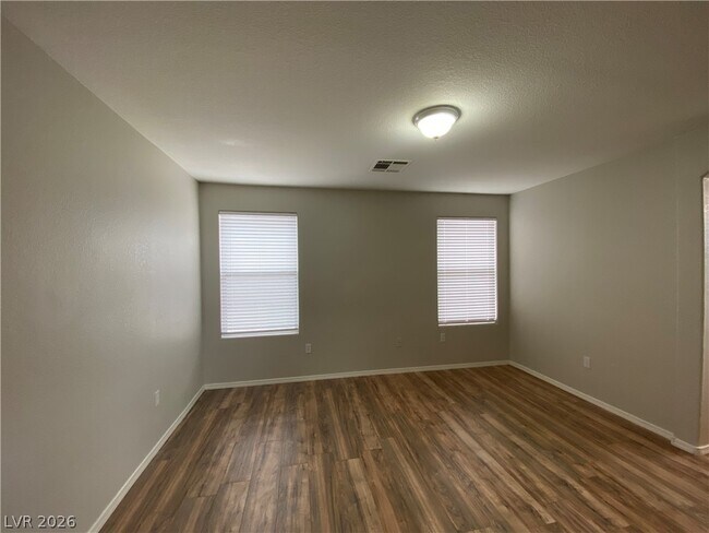 Building Photo - 10436 Chrisman Ave