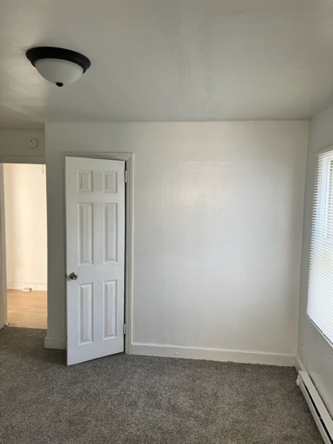 Building Photo - Cute 3 Br, 1 Bath home for rent