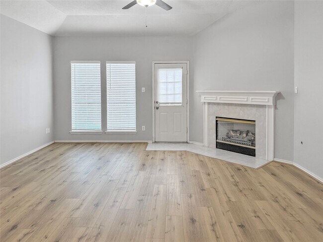 Building Photo - 3402 Pebble Beach Ln