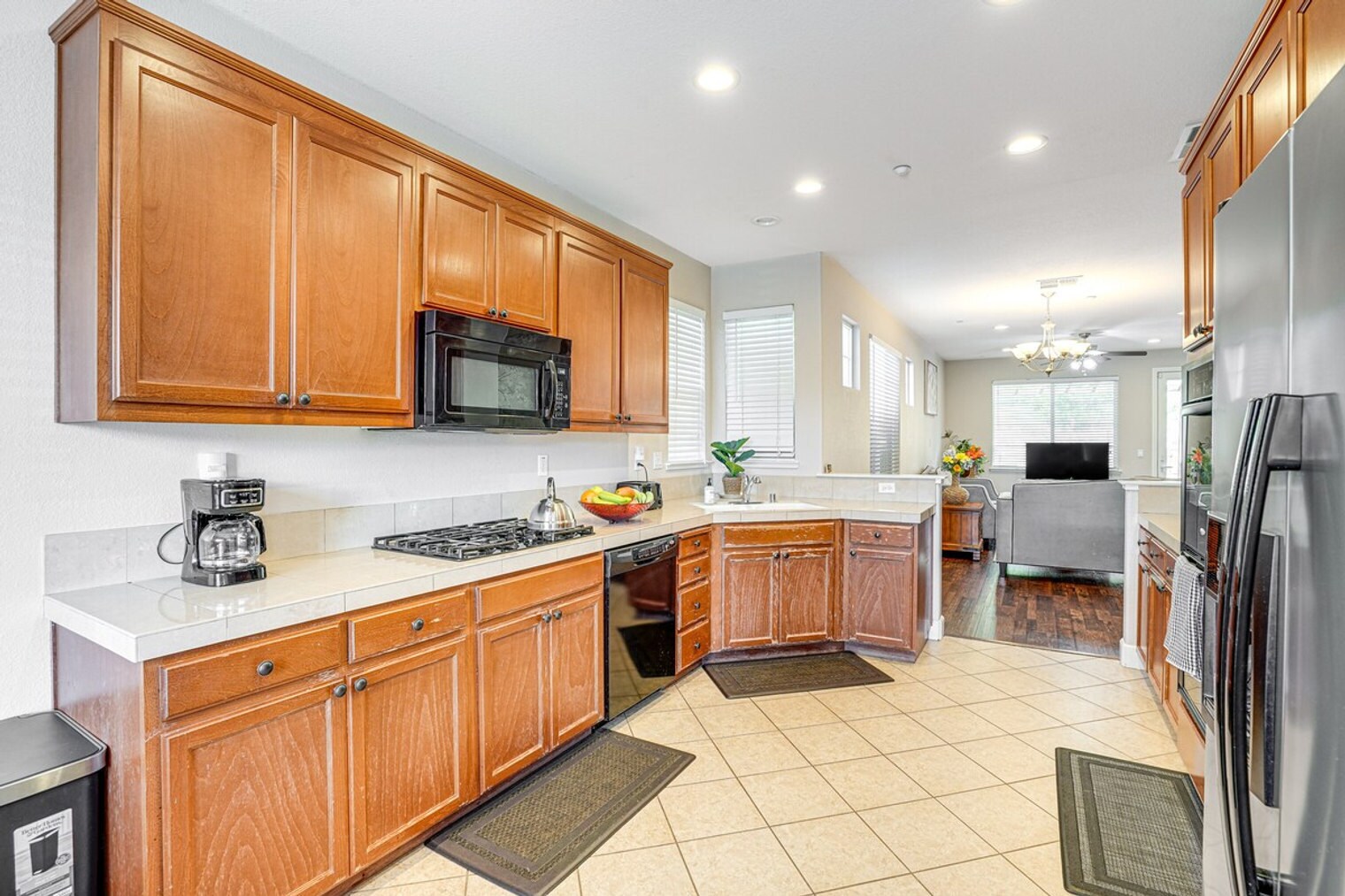 Building Photo - 140 Lawlor Ct