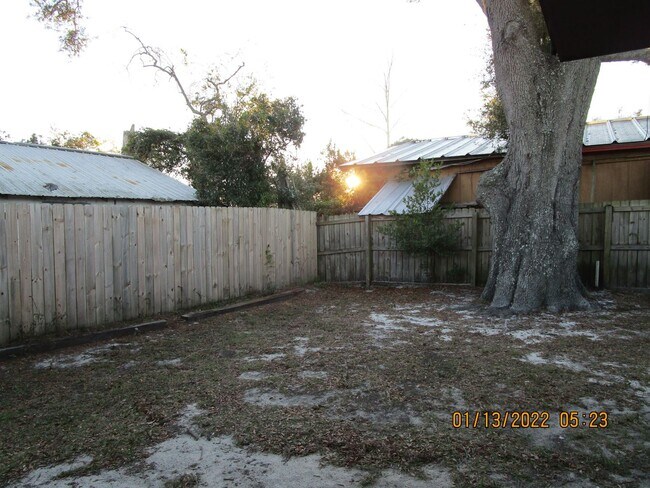 Building Photo - 4828 Grimes St
