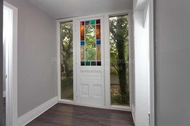 Building Photo - 1217 Bitting St