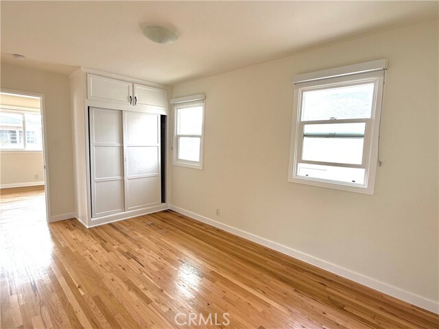Building Photo - 714 Loma Dr