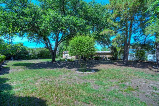 Building Photo - 4905 Tracy Dr