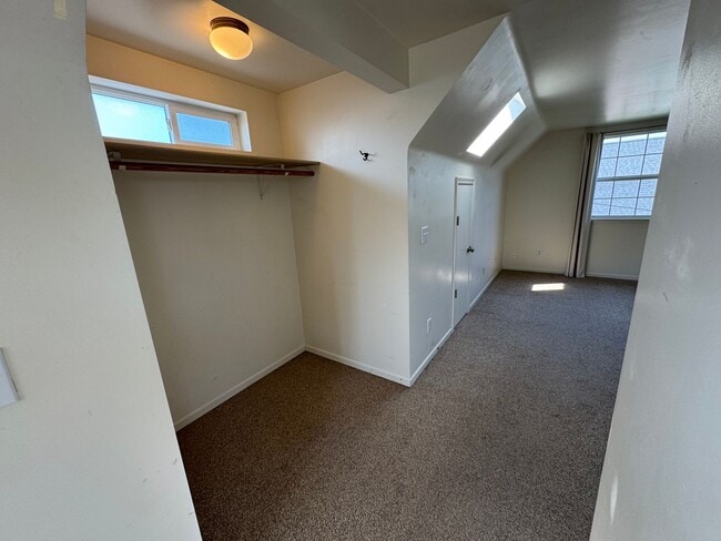 Building Photo - Primozich - Harrison
