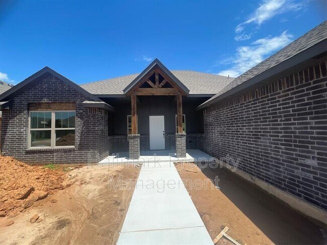 Building Photo - 5012 Misty Wood Ln