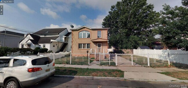 Building Photo - 134-14 159th St