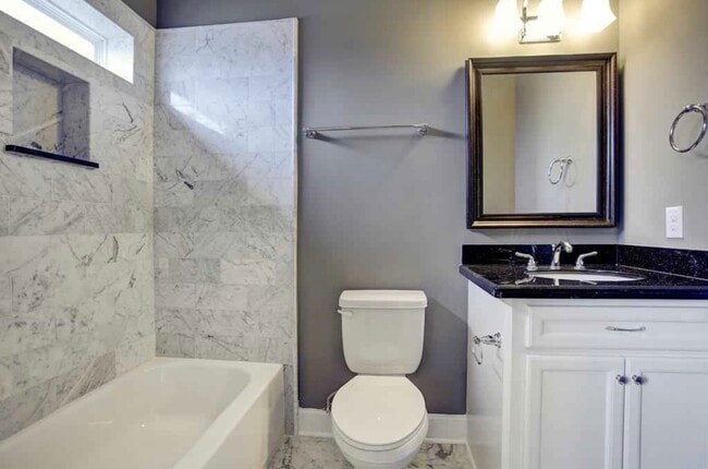 Building Photo - 2115 Bidwell Dr