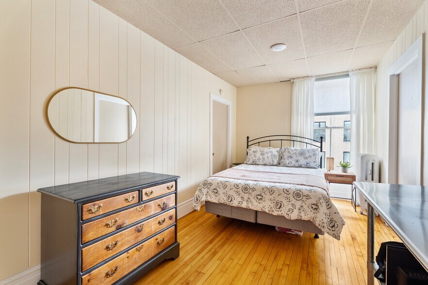 Building Photo - 102 N Tioga St