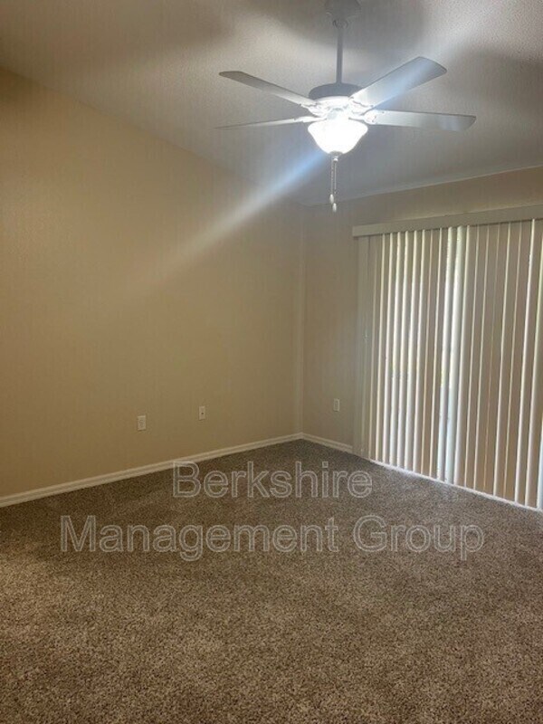 Building Photo - 1106 Brook Meadow Dr