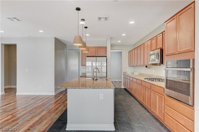 Building Photo - 276 Homeward Way