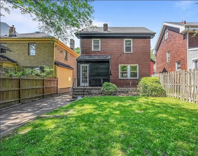 Building Photo - 5126 Beeler St