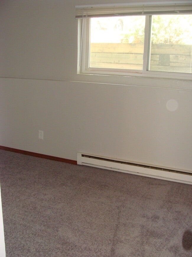 Building Photo - 414 W Beaver Creek Blvd