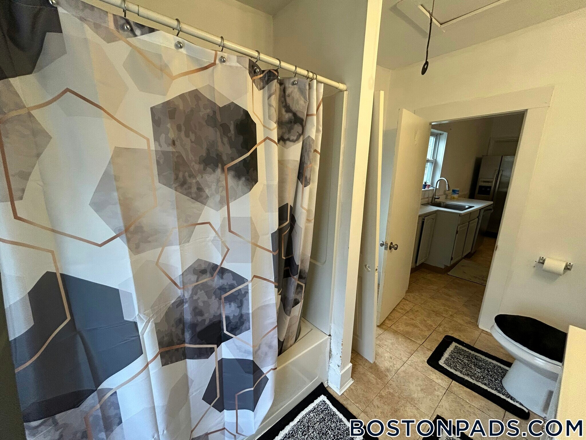 Building Photo - 60 Old Common Rd