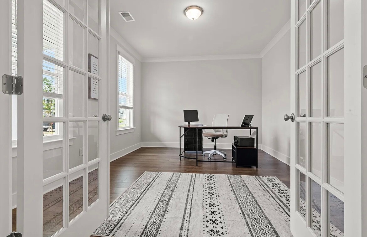 Building Photo - 256 Fiddleback Dr