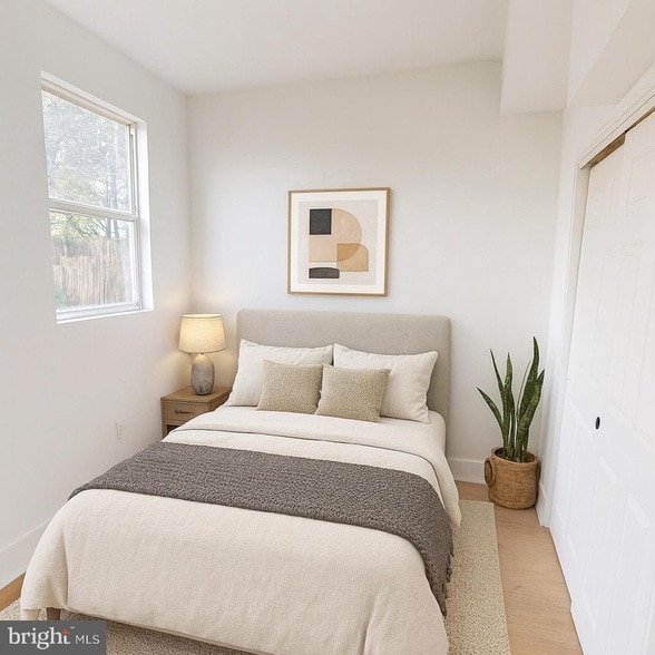 Building Photo - 1230 Penn St NE