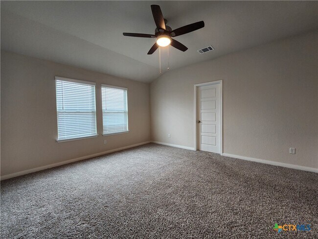 Building Photo - 1225 Ella Xing