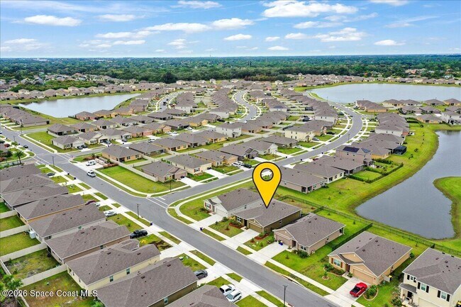 Building Photo - 926 Trinity St