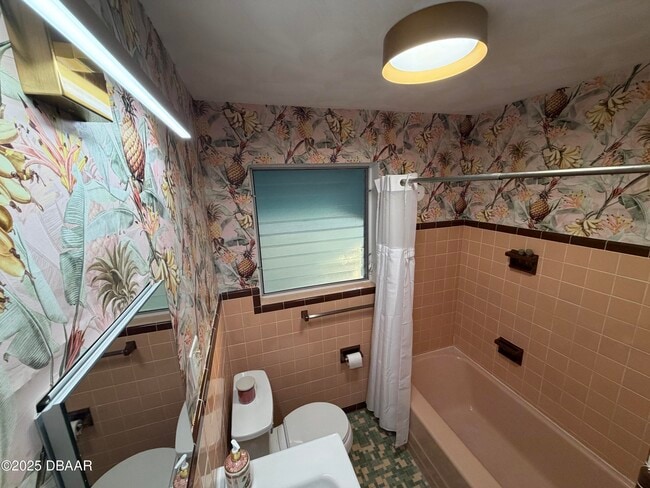 Building Photo - 117 Magnolia Dr