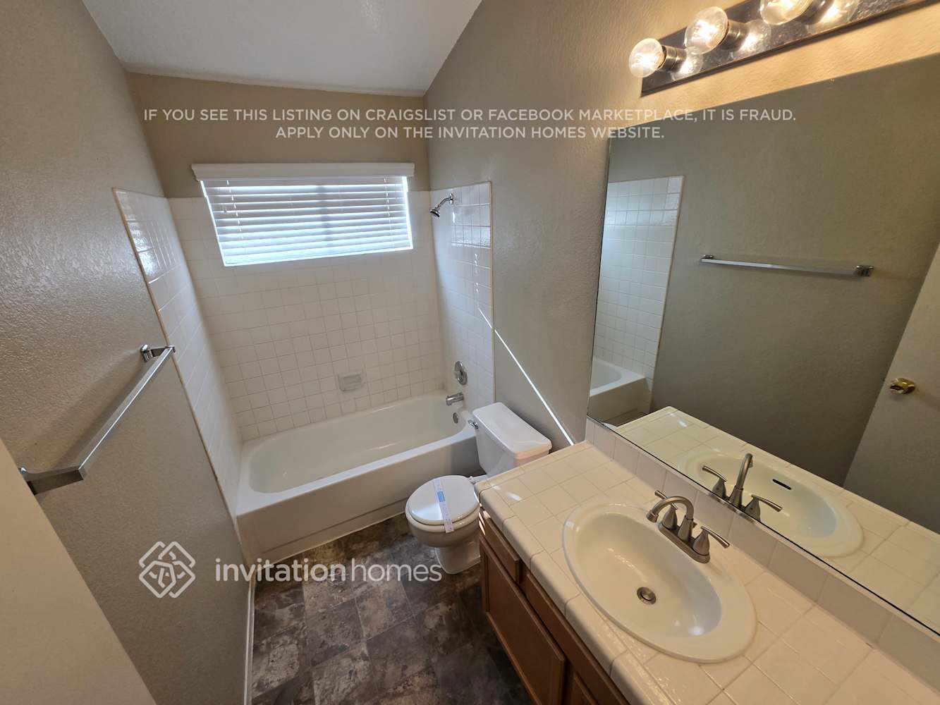 Building Photo - 1862 Vista Del Oso Way