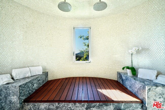 Building Photo - 3020 Corral Canyon Rd