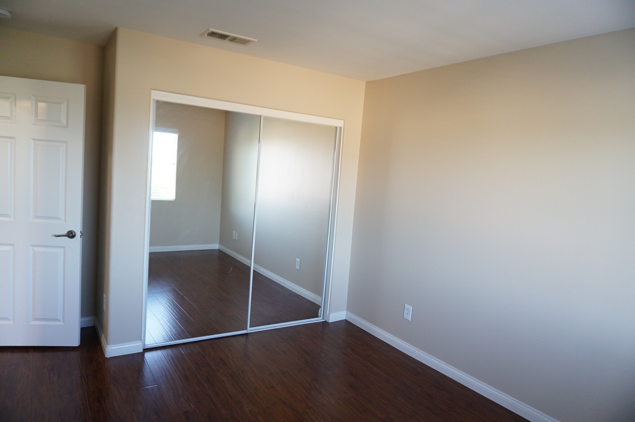 Building Photo - 11855 Birch Grove Ln