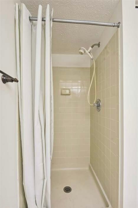 Building Photo - 12418 Port Haven Dr