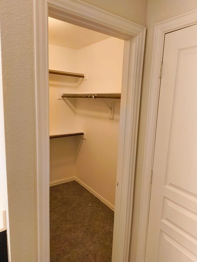 Building Photo - 1540 Chama Dr